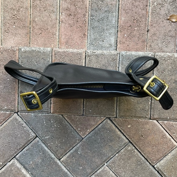 Coach vintage black crossbody bag - Picture 4 of 10